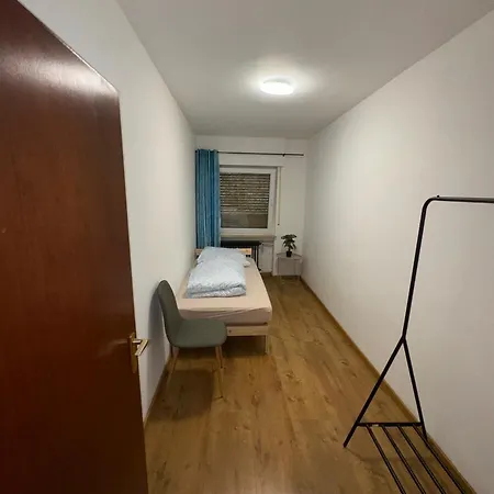 Land Lord 3-4 Sleeping Near Frankfurt Am Main Apartmán *