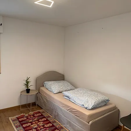 Land Lord 3-4 Sleeping Near Frankfurt Am Main Διαμέρισμα Eppertshausen