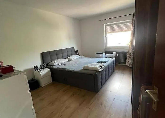 Land Lord 3-4 Sleeping Near Frankfurt Am Main *