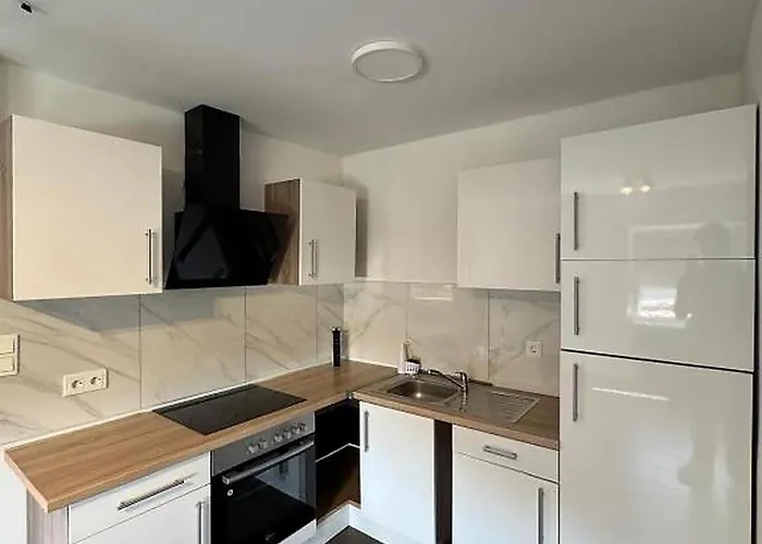 Land Lord 3-4 Sleeping Near Frankfurt Am Main Lägenhet *