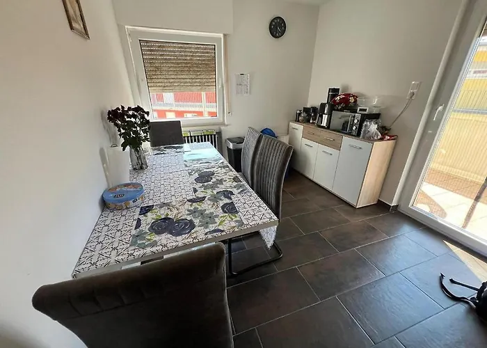 Land Lord 3-4 Sleeping Near Frankfurt Am Main Lägenhet