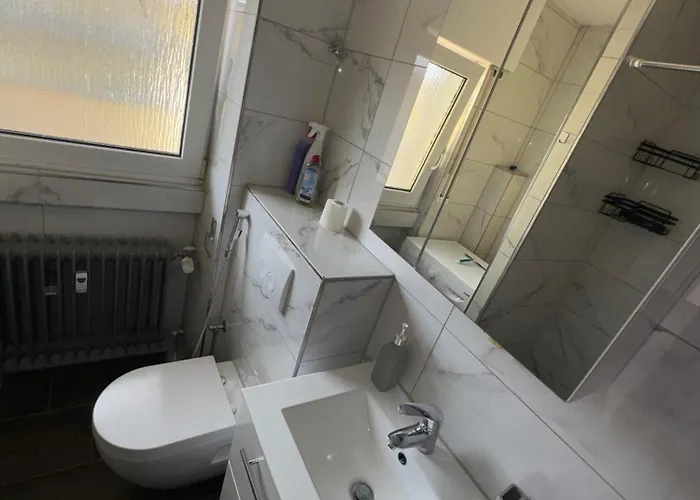 Land Lord 3-4 Sleeping Near Frankfurt Am Main *